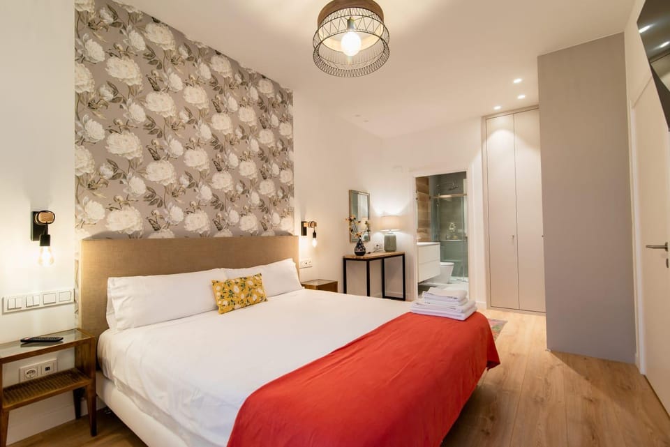 Liberty Suites with AC License ESS02716 Apartment in San Sebastian