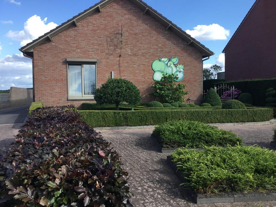 De achtertuin Apartment in Limburg (province)
