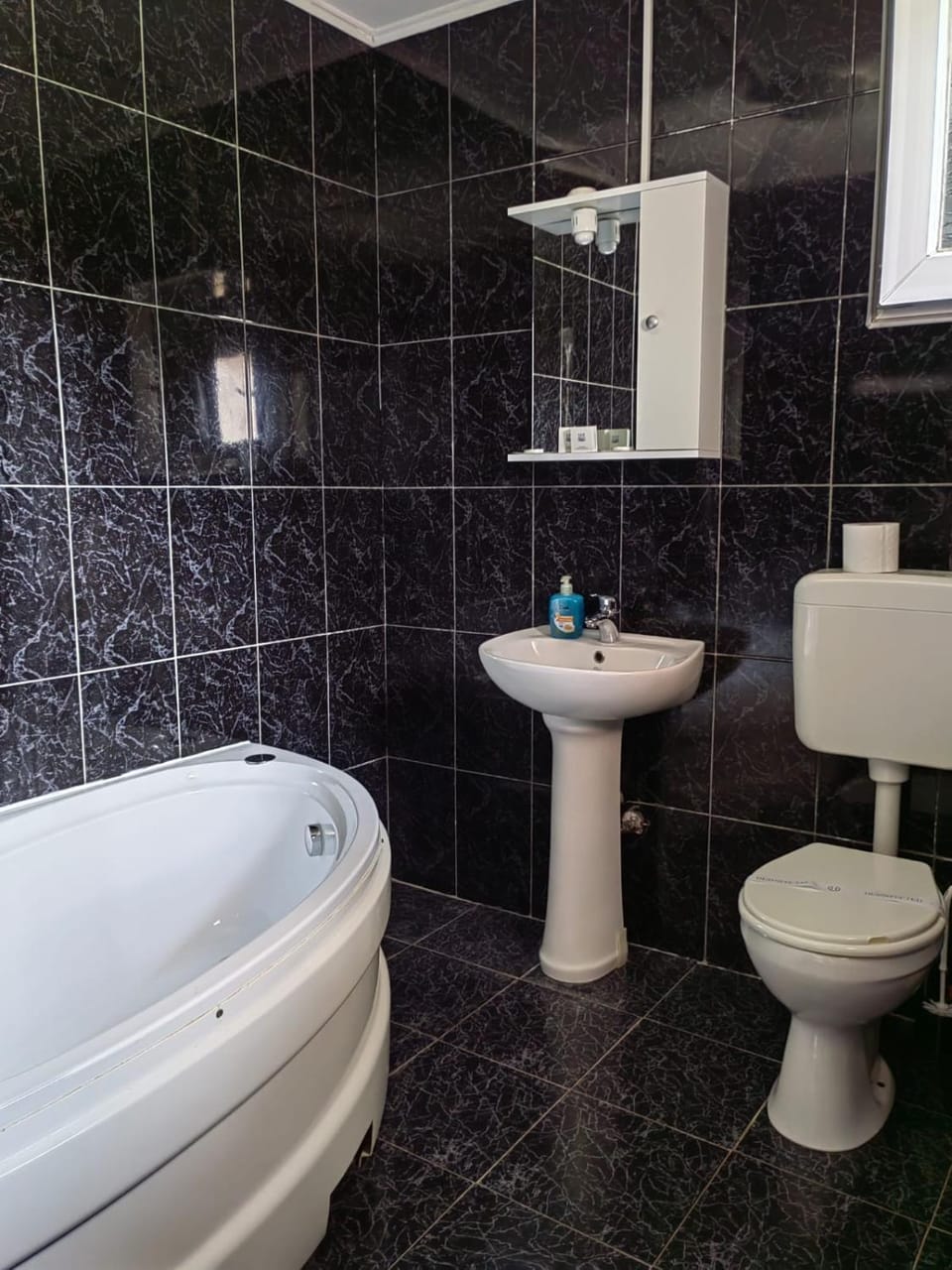 Bathroom, Bath