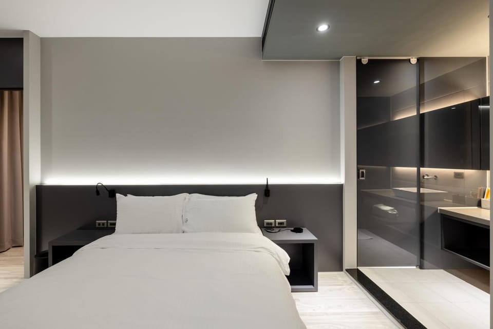 Bathroom, Bedroom