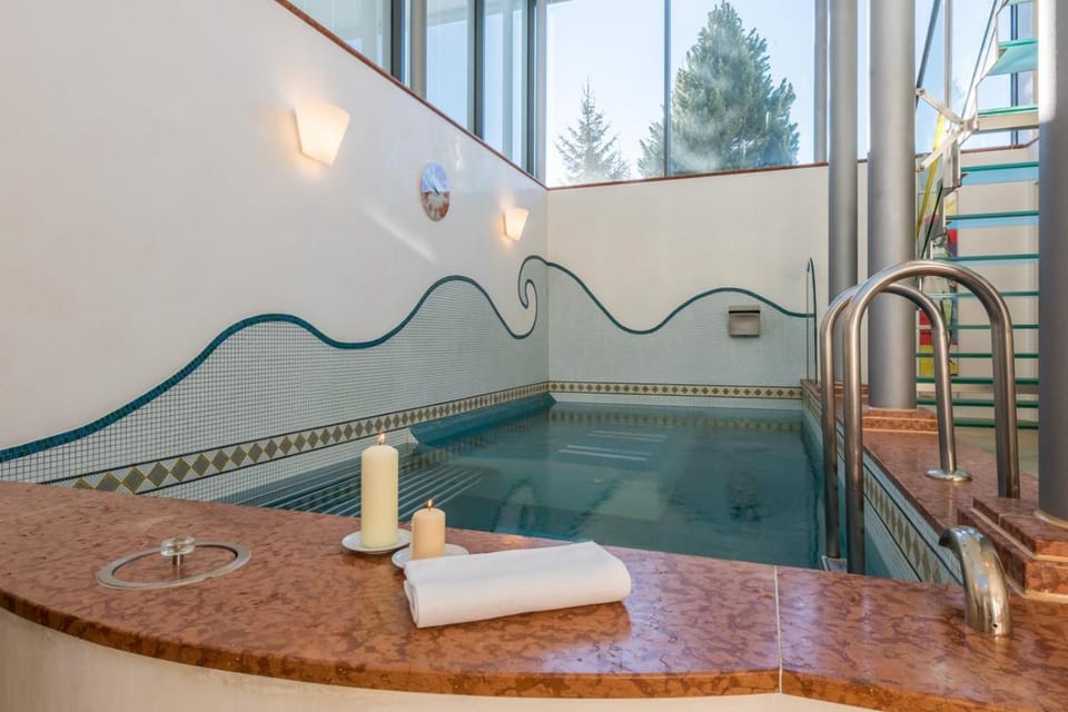 Spa and wellness centre/facilities, Swimming pool