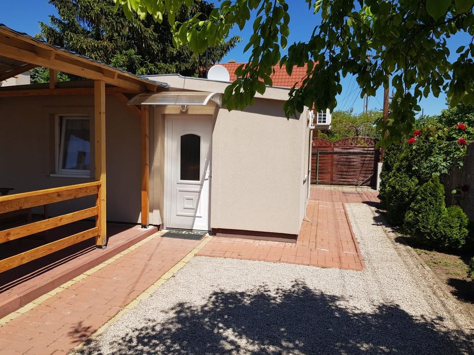 Rezeda Apartman House in Hungary