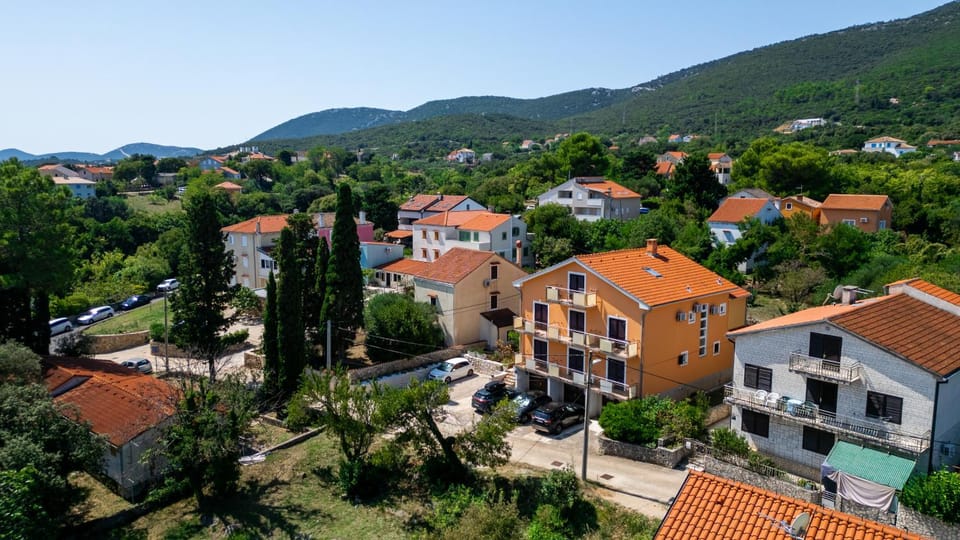 Apartments Sokolic Apartment in Nerezine