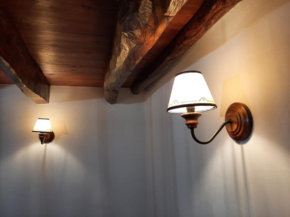 Property building, Communal lounge/ TV room, Decorative detail