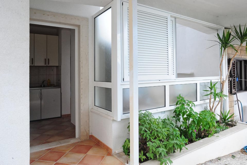 Apartmani Višković Drašnice Apartment in Split-Dalmatia County