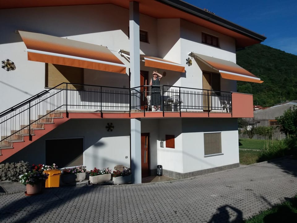 Property building, Balcony/Terrace