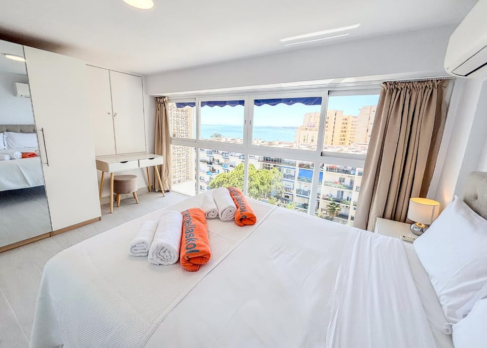 Bed, Photo of the whole room, Bedroom, towels, wardrobe, air conditioner