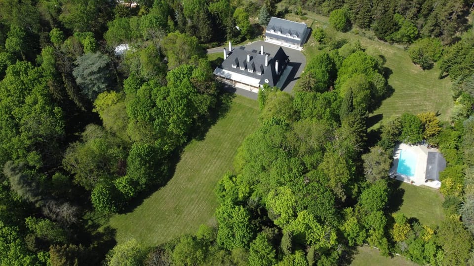 Property building, Bird's eye view