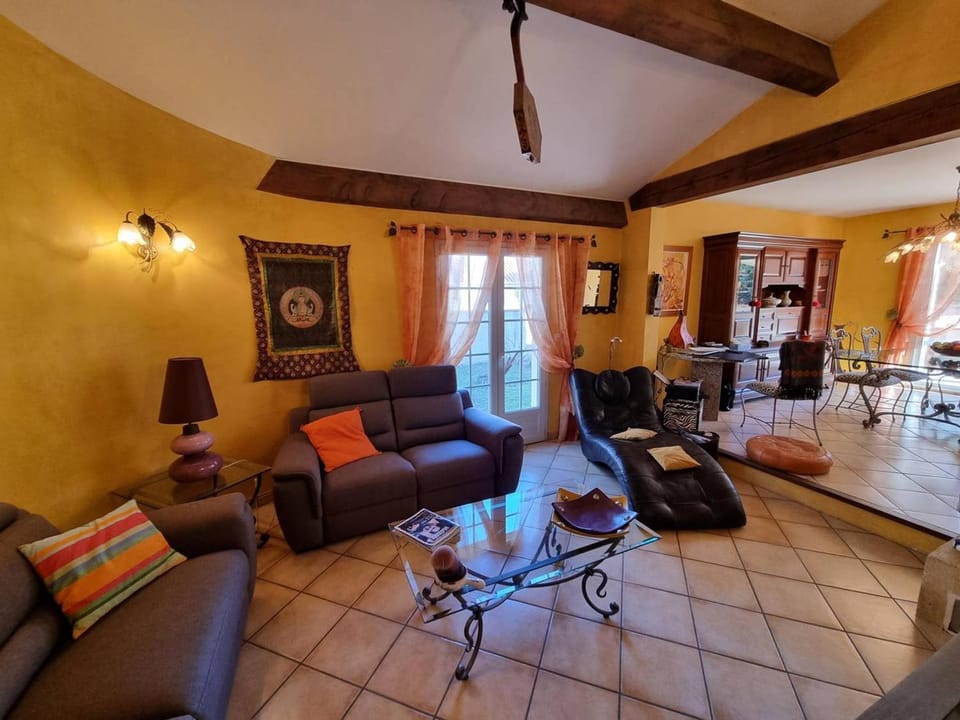 Villa spacieuse 3 chambres avec jardin, terrasse et garage à Argelès Village Villa in Argeles-sur-Mer