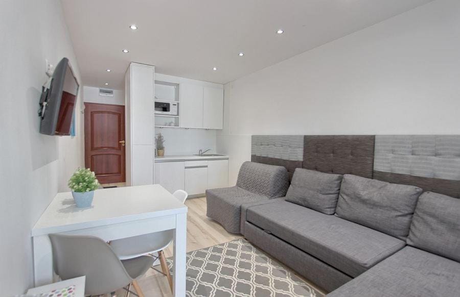 Kitchen or kitchenette, Dining area, pet friendly