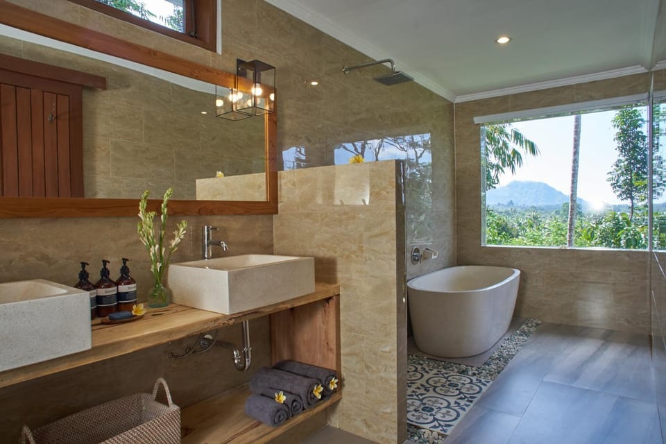 Bathroom, Bath