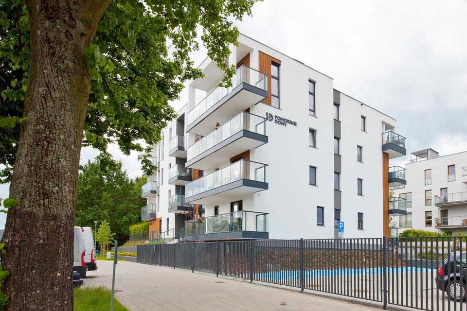 Property building, Neighbourhood