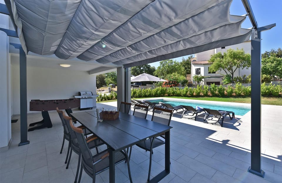 Villa Tamara 2044 Villa in Pula