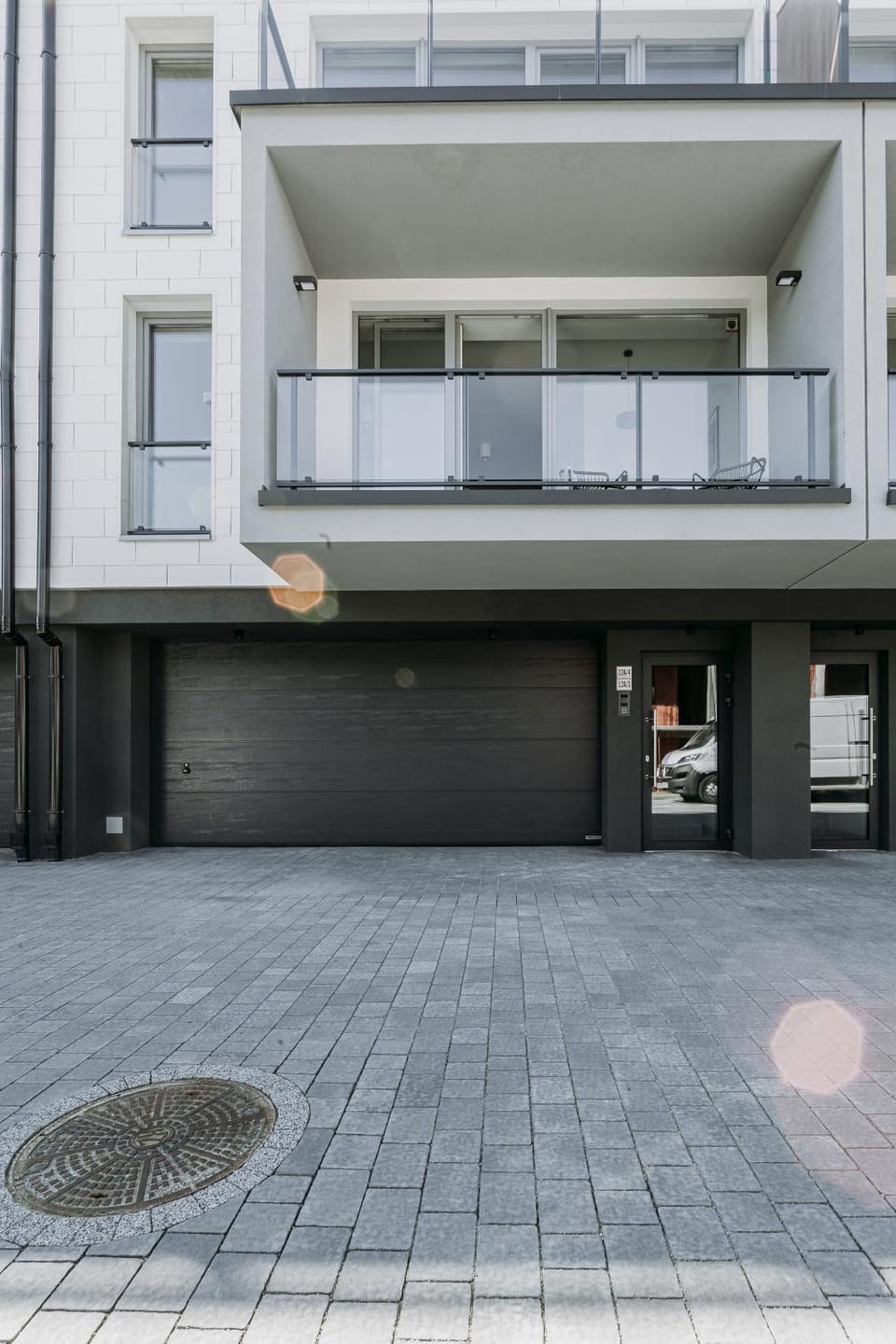 Facade/entrance, Balcony/Terrace, On site