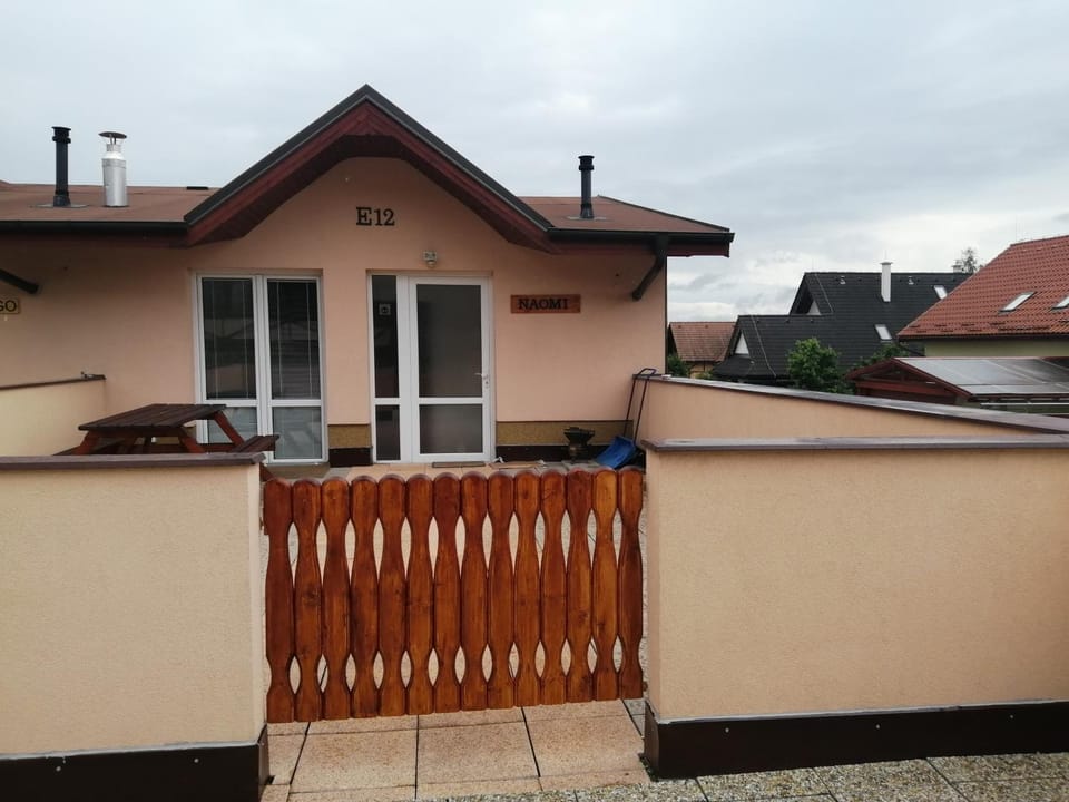 Apartman NAOMI E12 Apartment in Slovakia
