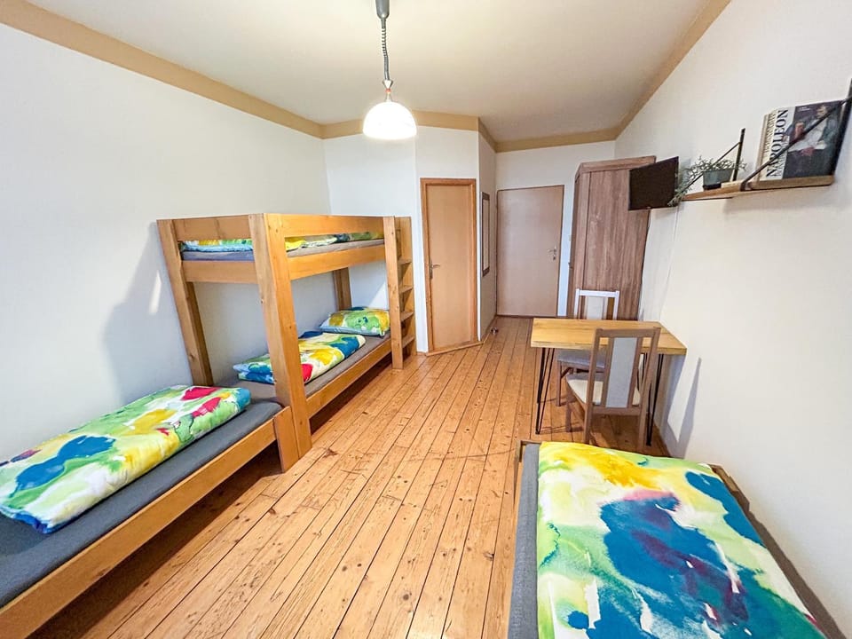 Bed, Seating area, bunk bed