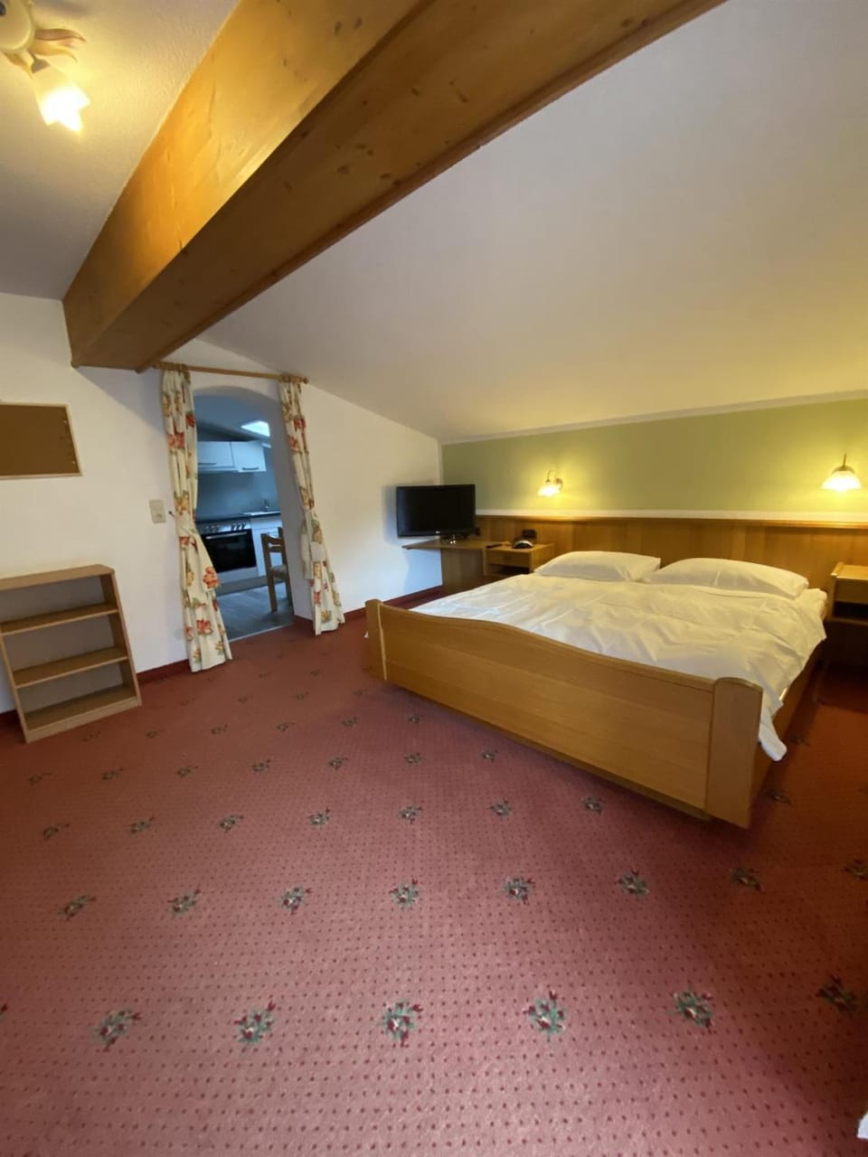 TV and multimedia, Bedroom