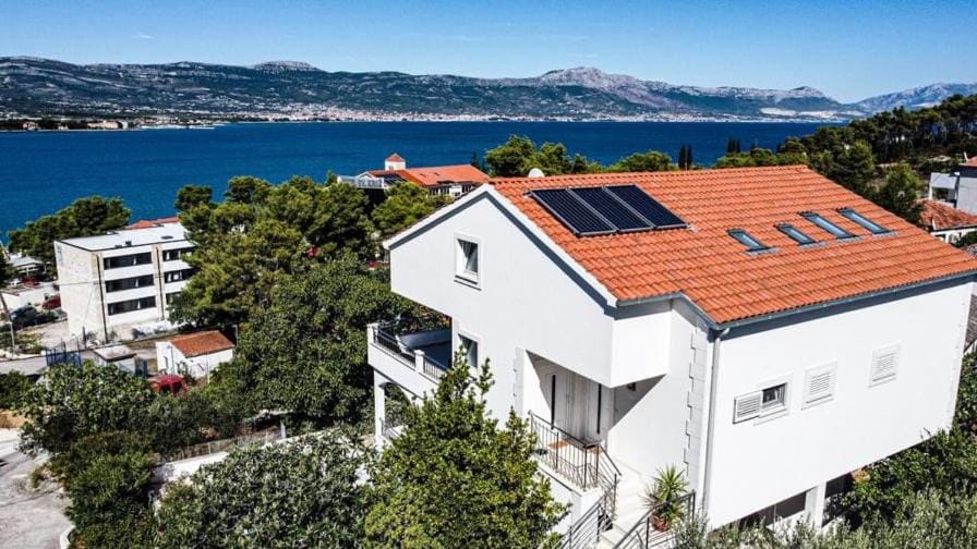Property building, Bird's eye view
