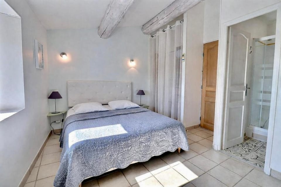 Le Florenson, Vagnas Bed and Breakfast in Provence