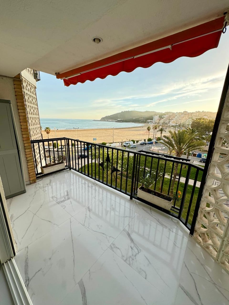 Patio, Day, Natural landscape, View (from property/room), Balcony/Terrace, Mountain view, Sea view