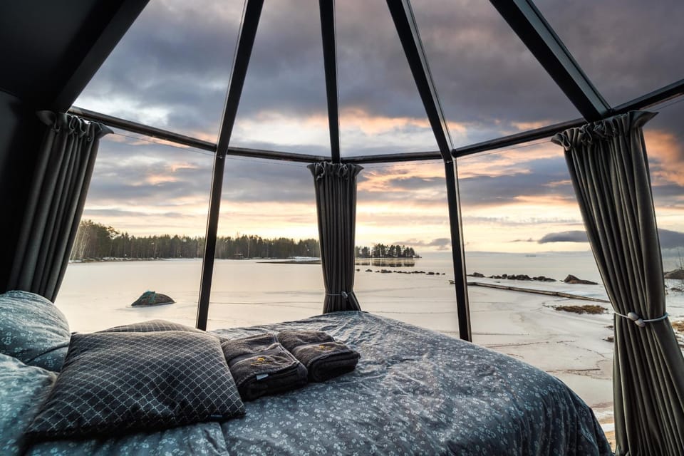 Arctic Lake Experience Oulujärvi Igloos Luxury tent in Finland