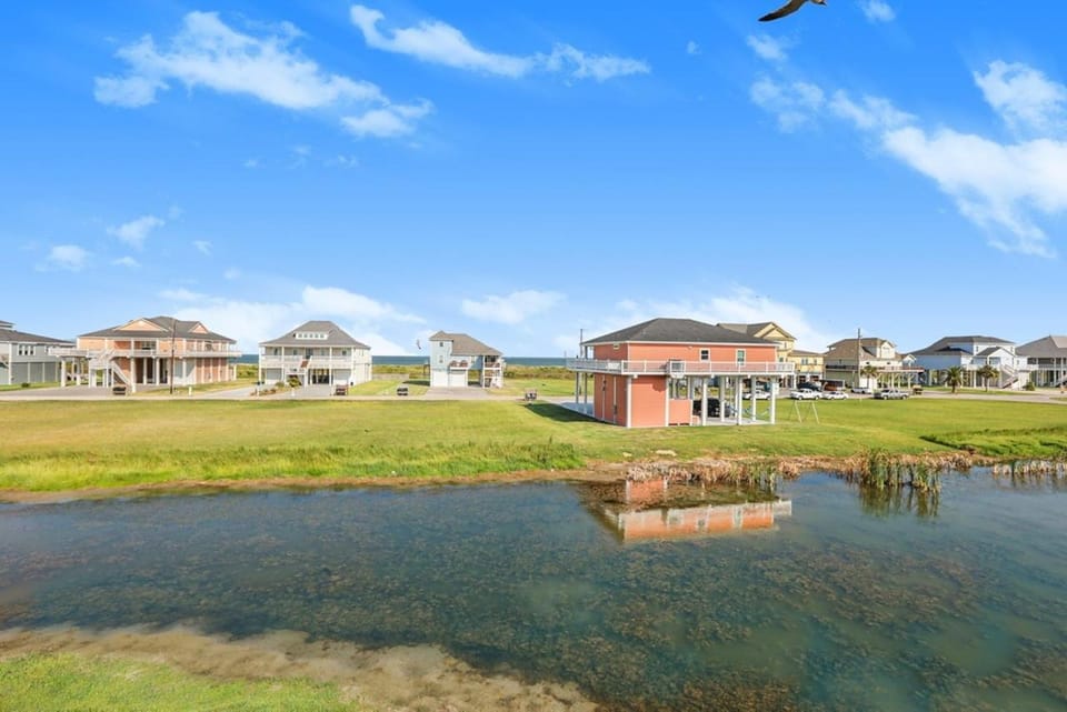 Dark Side Of The Dune home House in Bolivar Peninsula