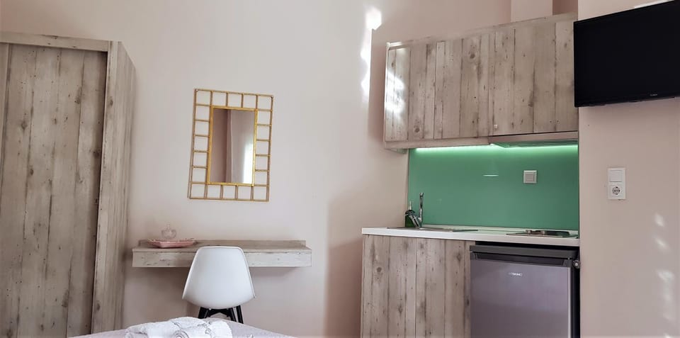 Communal lounge/ TV room, TV and multimedia, Coffee/tea facilities, Kitchen or kitchenette