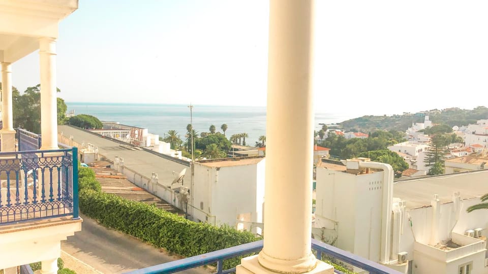 View (from property/room), Balcony/Terrace, Mountain view, Sea view, Sea view, Area and facilities