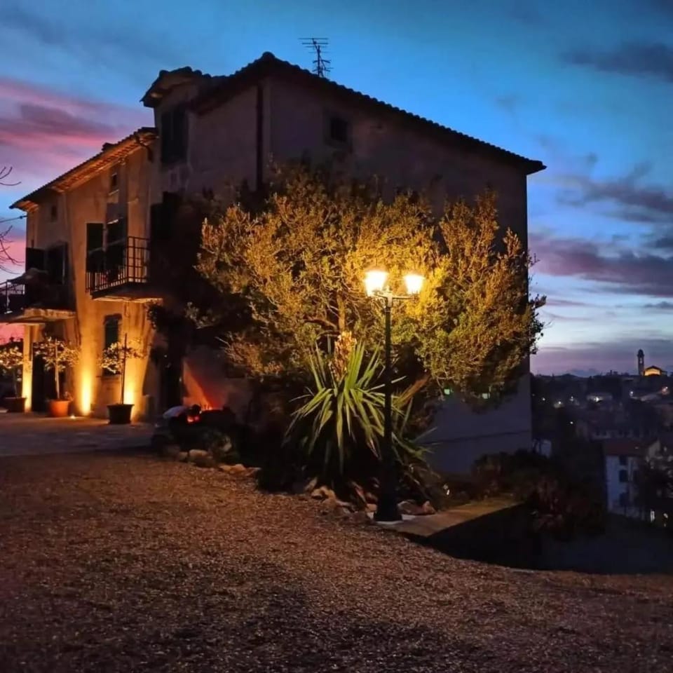 le stanze della Terrazza sul Borgo Bed and Breakfast in Tuscany