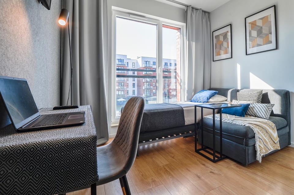 Bed, Living room, Seating area