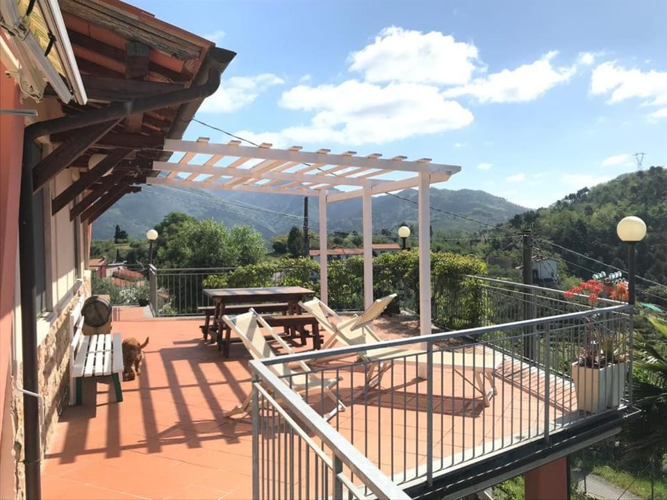 Property building, Balcony/Terrace