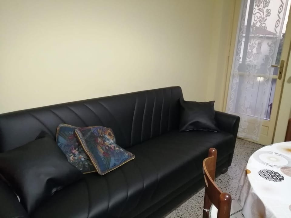 GRAZIOSO APPARTAMENTO IN ZONA SANTA RITA Apartment in Turin