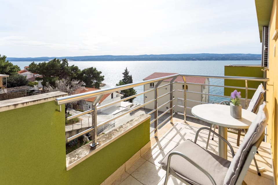 AGA beach suites Bed and Breakfast in Split-Dalmatia County