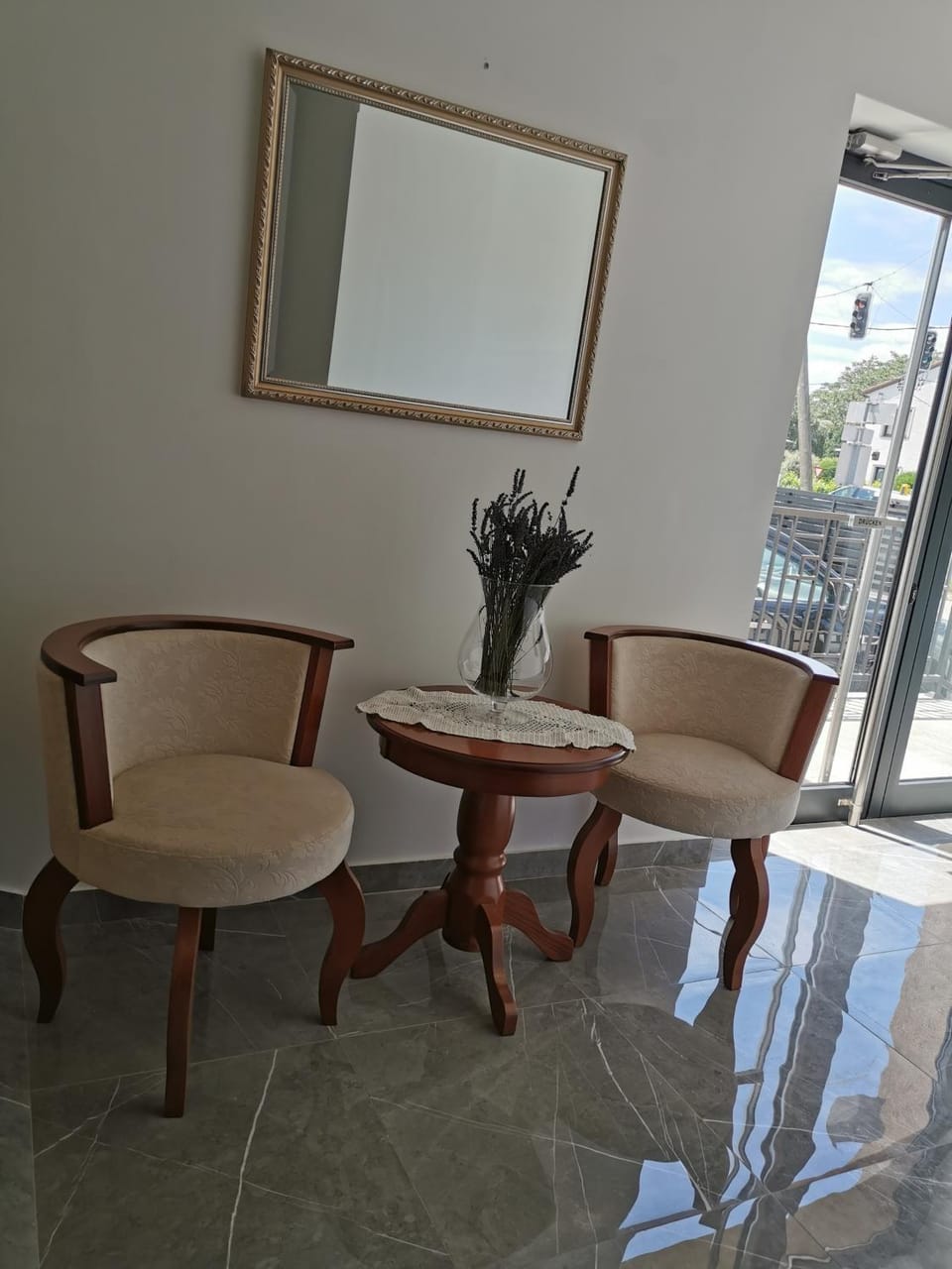 Seating area