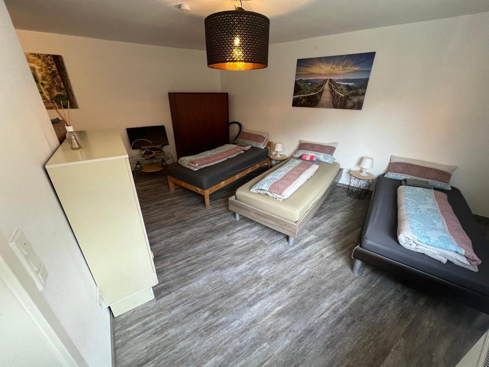 Kitchen or kitchenette, Dining area, Bedroom