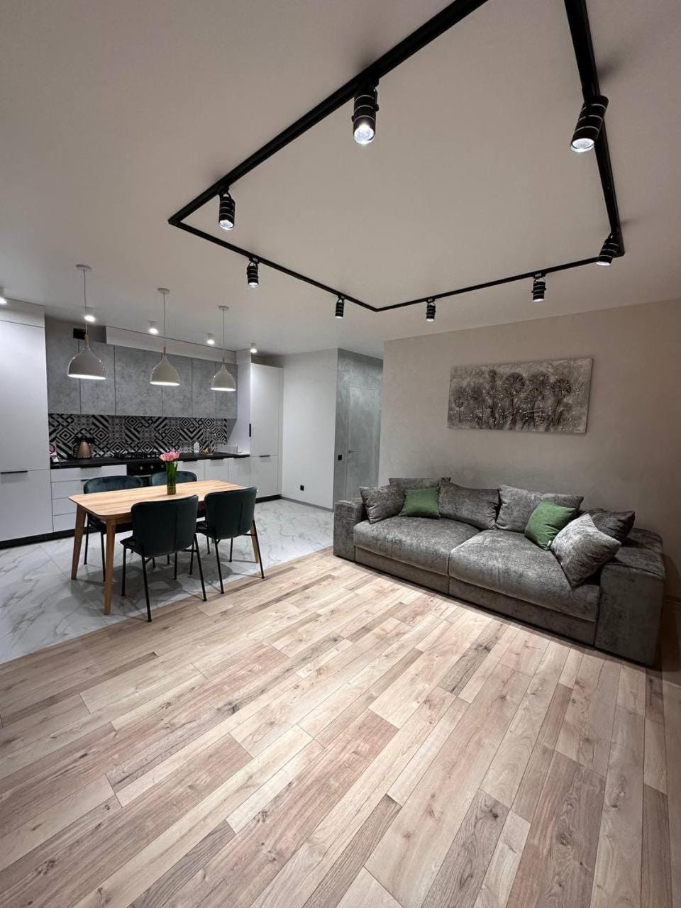 Kitchen or kitchenette, Seating area, Dining area