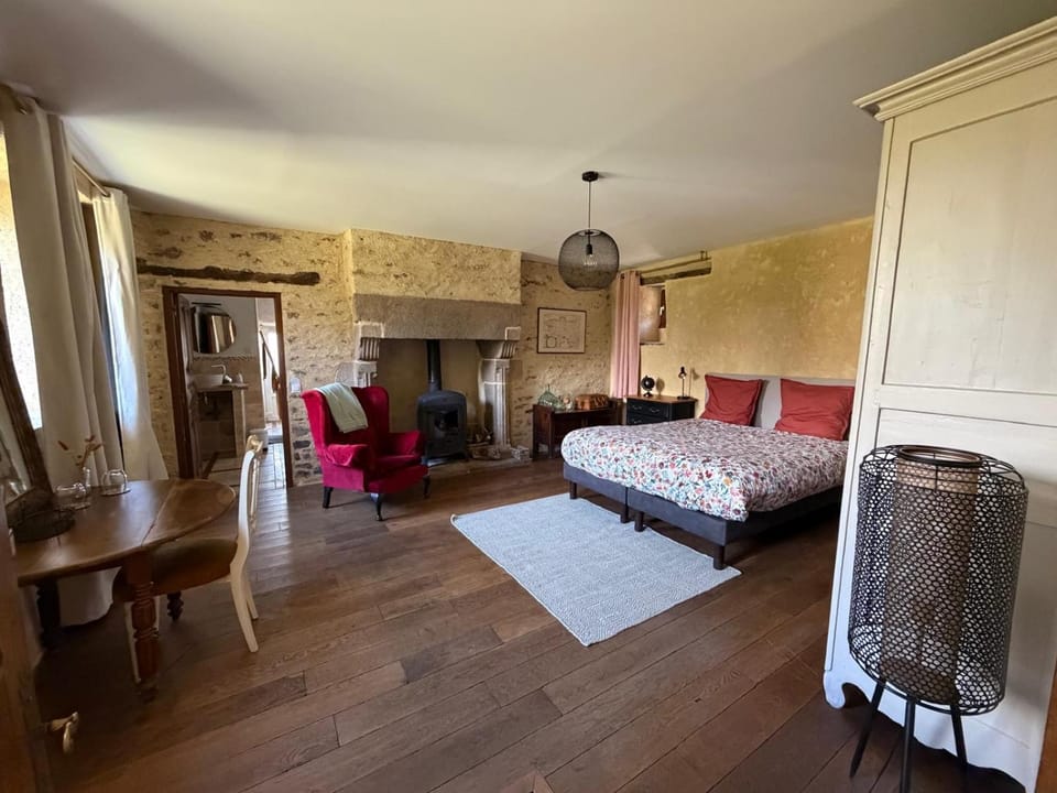 LE DOMAINE DE COAT ROGAN, La chambre du Tregor Bed and Breakfast in Brittany