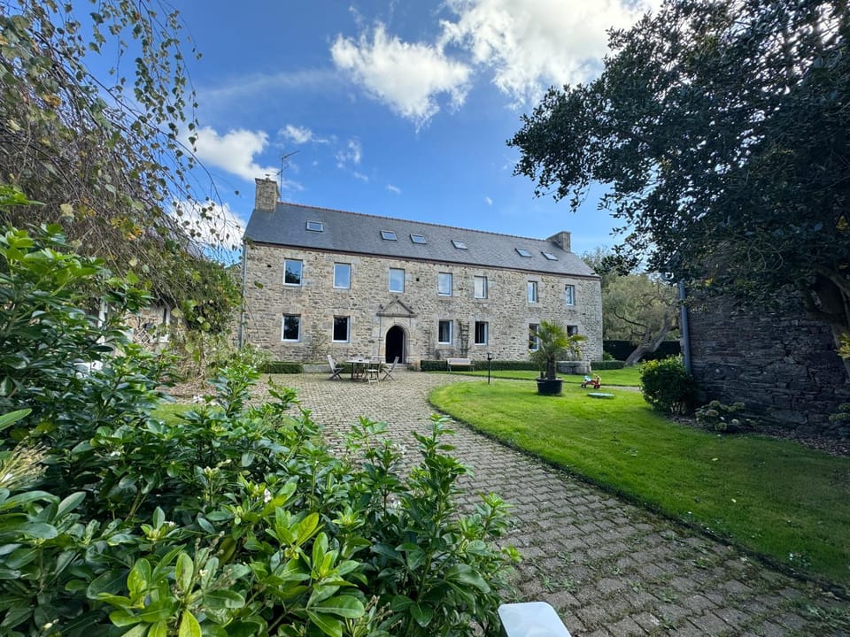 LE DOMAINE DE COAT ROGAN, La chambre du Tregor Bed and Breakfast in Brittany