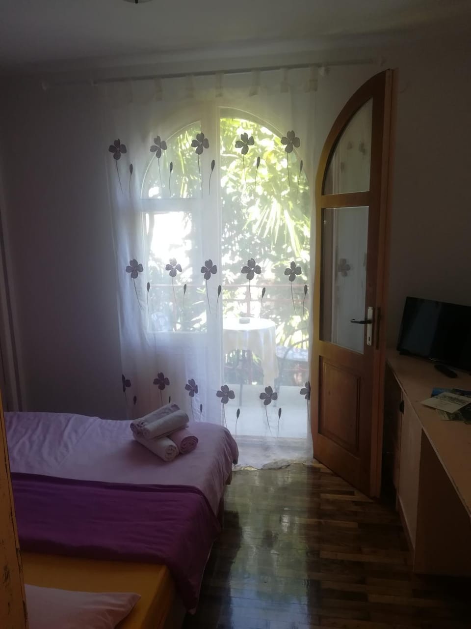 Romantic room with balcony Bed and Breakfast in Lovran