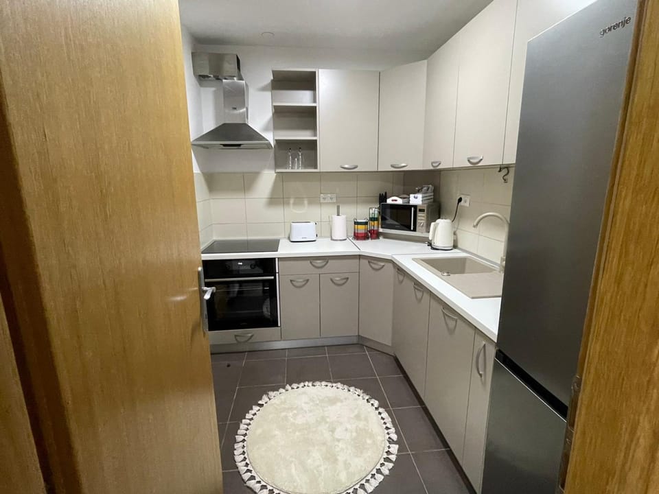 Coffee/tea facilities, Kitchen or kitchenette, dishwasher, minibar, pet friendly, stove