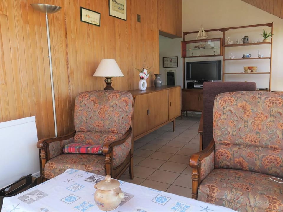 Maison bretonne avec jardin à 50m de la baie Ste Anne - FR-1-368-252 House in Trégastel