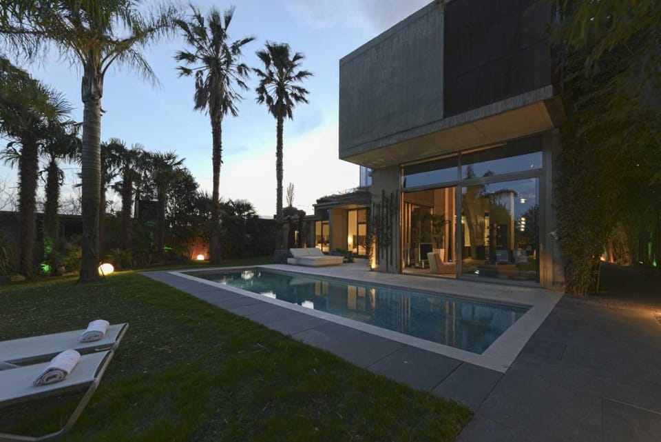 Villa Nola - Diseño Vasco, Lujo y Privacidad Villa in San Sebastian