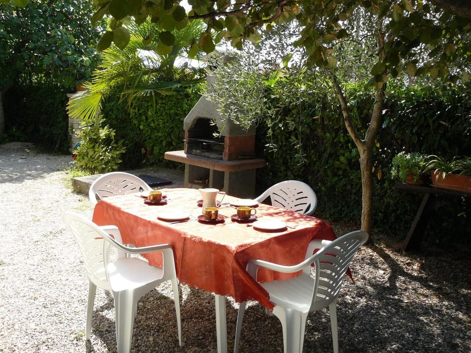 GIANNA N2, 600 m from the beach Apartment in Novigrad
