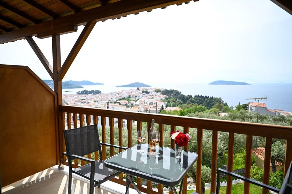 View (from property/room), Balcony/Terrace, Sea view