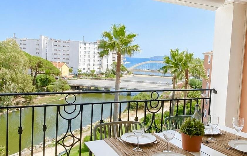 Port Marine Apartment in Sainte-Maxime