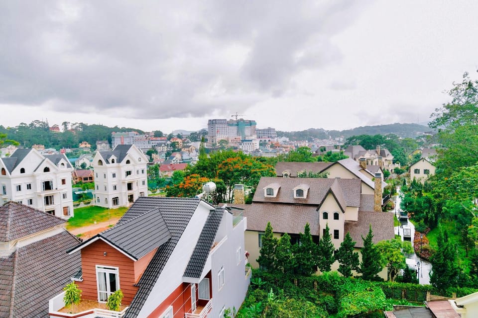 View (from property/room), City view
