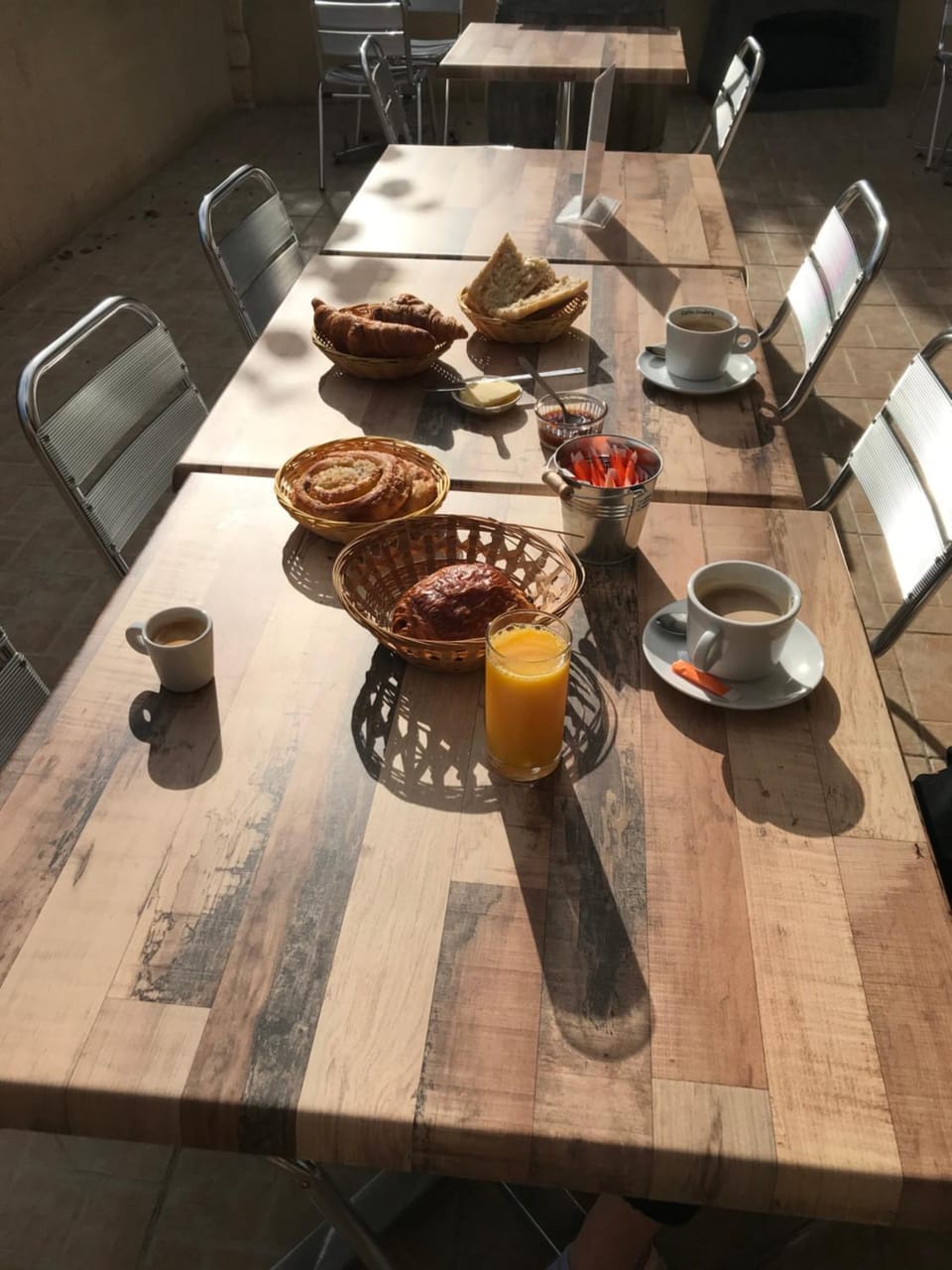 Breakfast, Continental breakfast