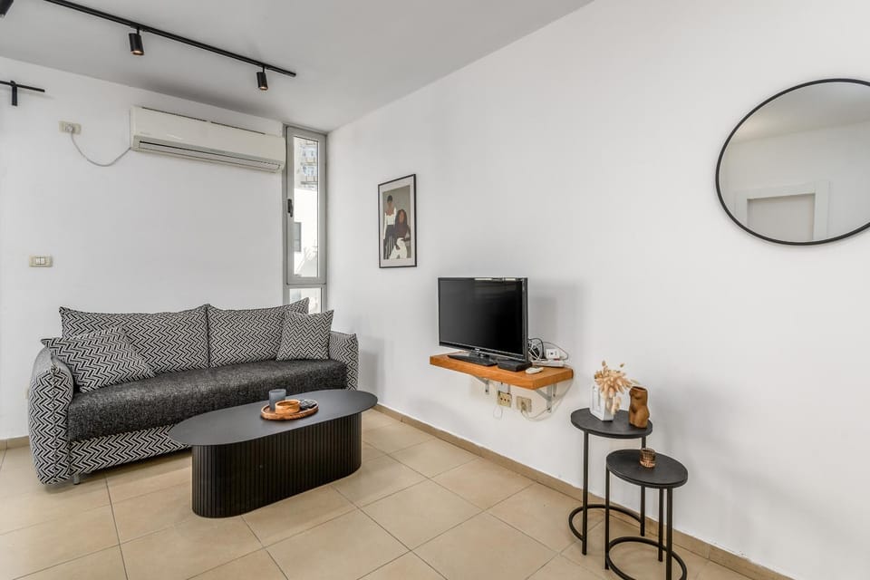 Bograshov Area - Cosy Apart' Hotel close to the beach Apartment in Tel Aviv-Yafo
