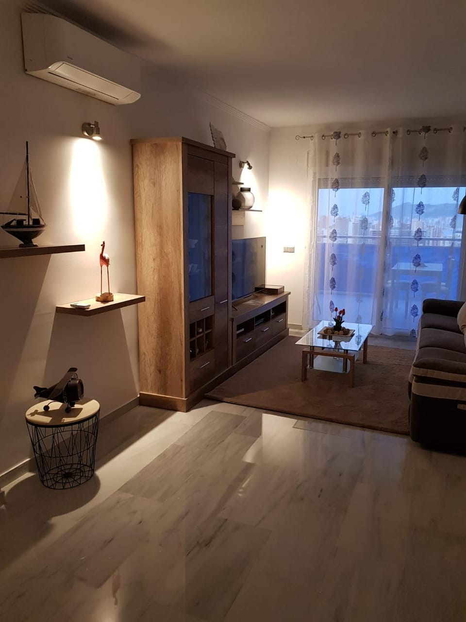 Communal lounge/ TV room, Dining area