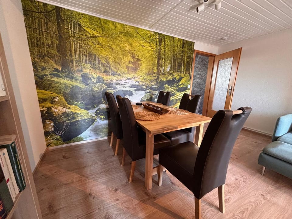 Living room, Dining area